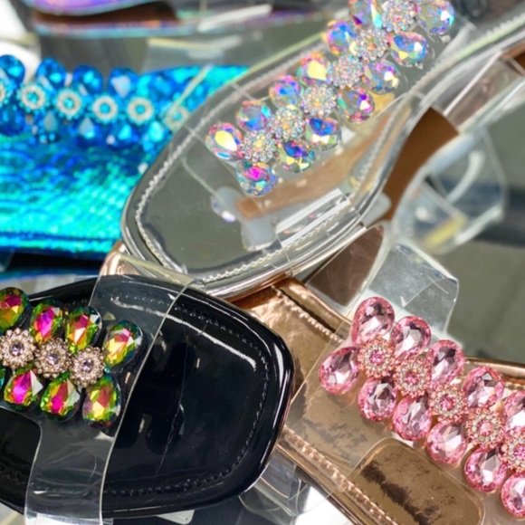Spring 2021 Rhinestone Lucite Strap Black Sandal - Picture 4 of 4